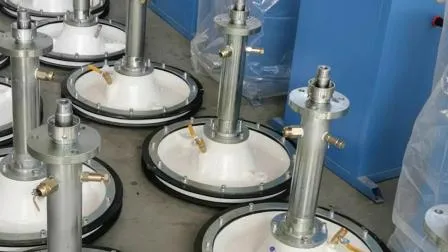 Extrudeuse de mastic pneumatique pour machine à verre isolant